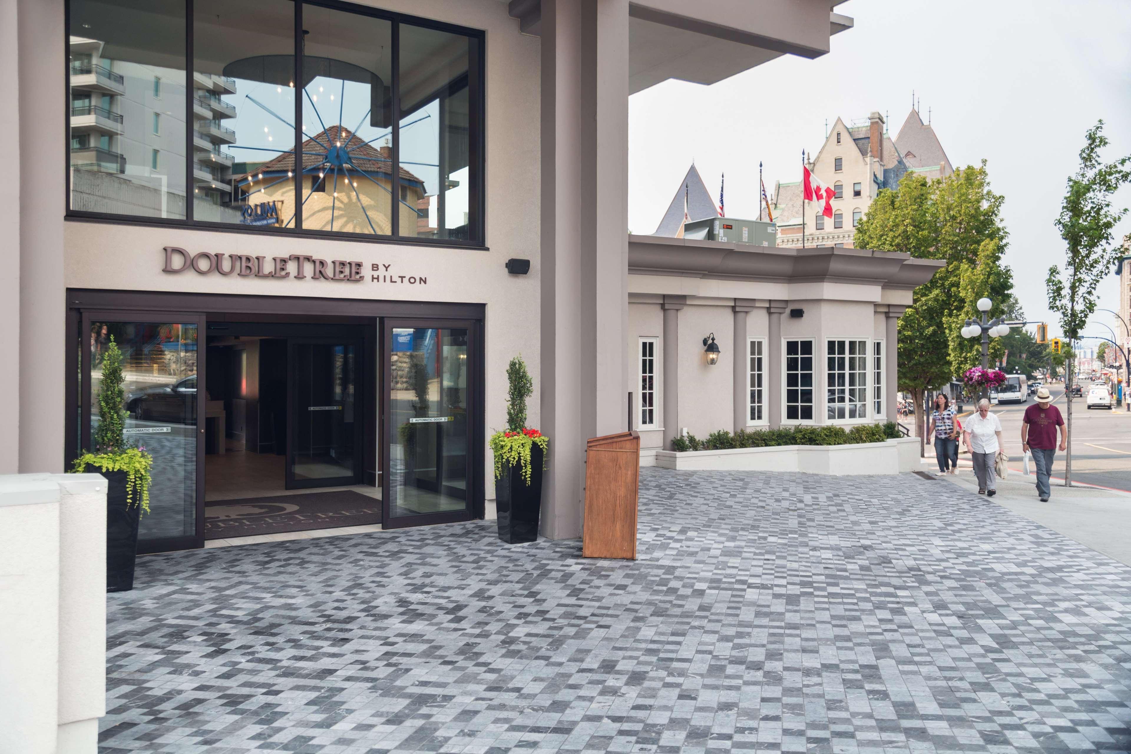 Doubletree By Hilton Hotel & Suites Вікторія Екстер'єр фото